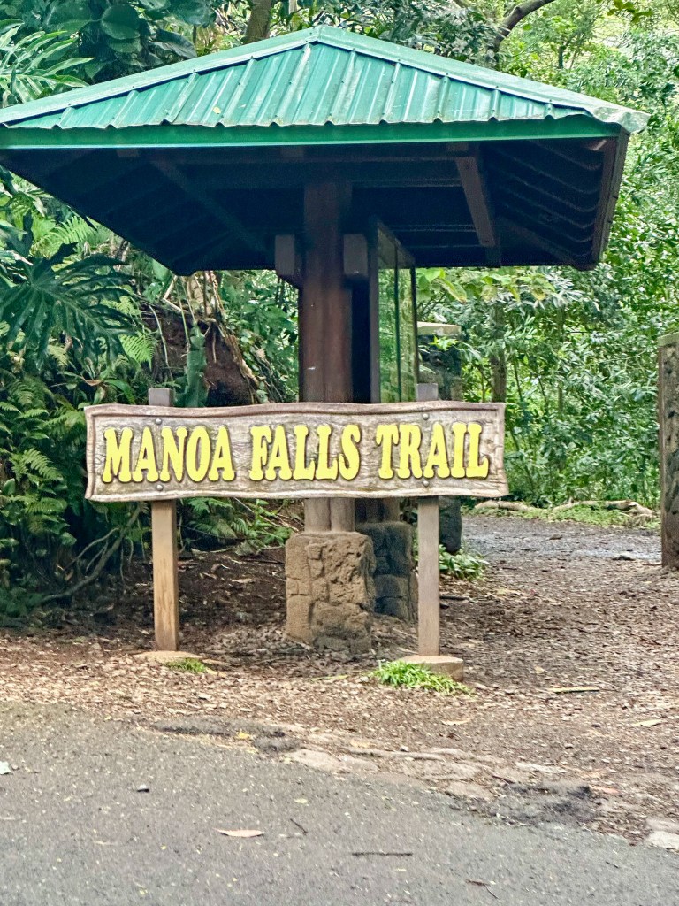 Moana Falls Trail, Oahu, Hawaii