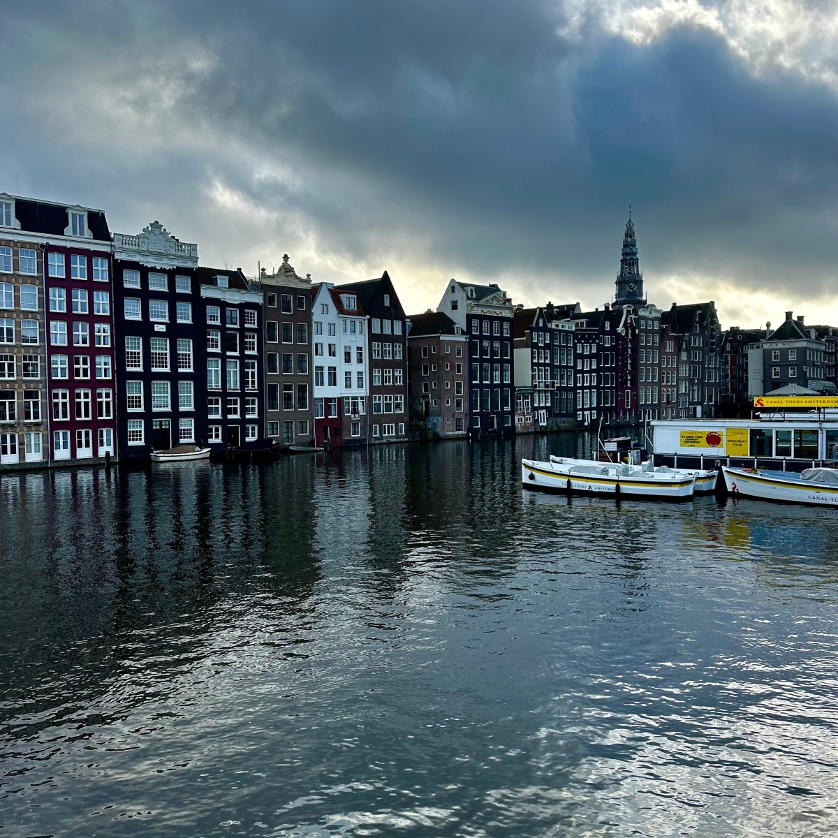 Traveling on Standby: An Amsterdam&nbsp;Adventure
