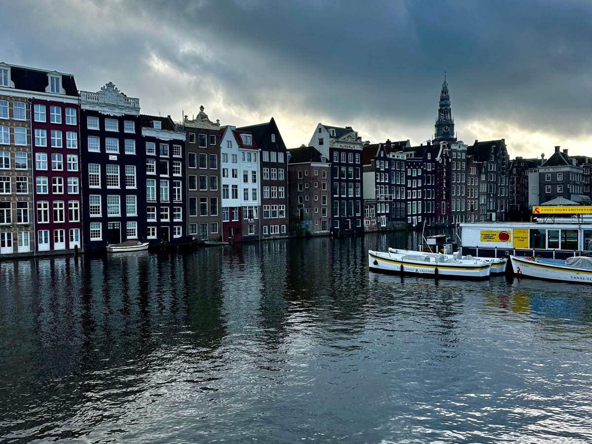 Traveling on Standby: An Amsterdam&nbsp;Adventure