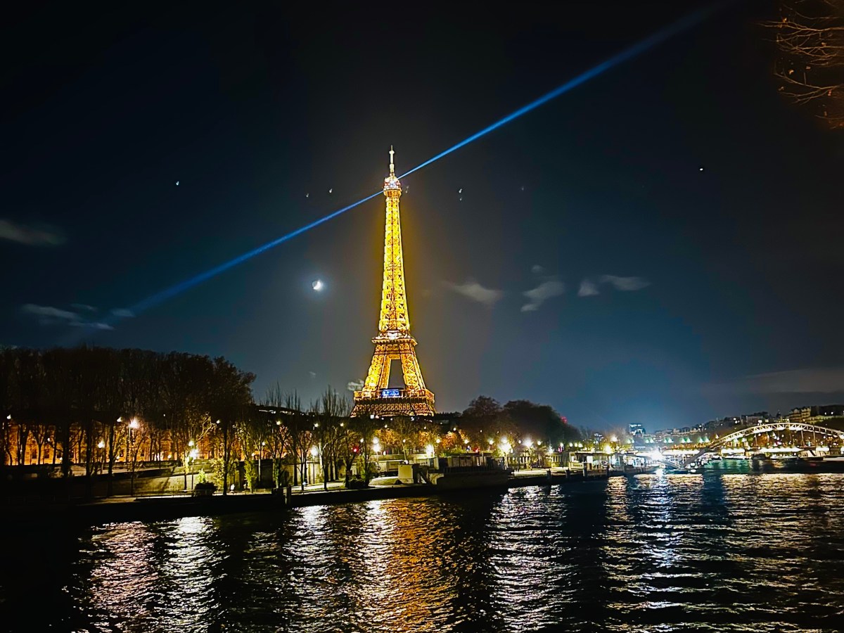 Traveling on Standby (Part 2): Meet Me in&nbsp;Paris